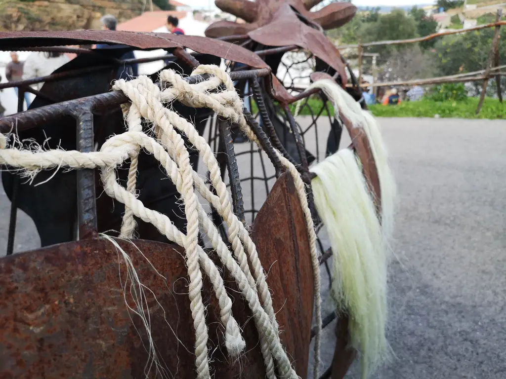 Cuerdas hechas con fibra de agave