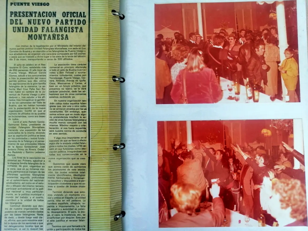 Álbum con recortes de periódico y foto de una cena de la sección Falangista de los Corrales de Bueln